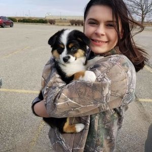 Meet your Posher, Almeda